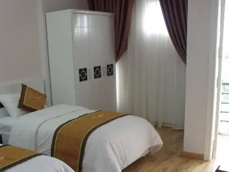 Xala Night Guest House