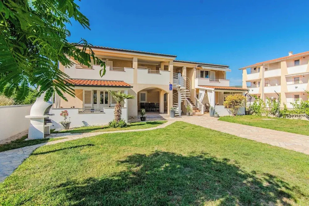 Apartments Juracak Josip i Mira
