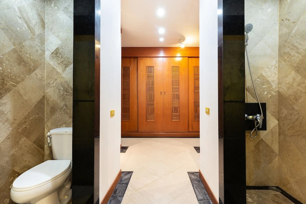 Tropical Living at 3BR Pool Villa Bianca, Baan Bua Luxury Estate, Nai Harn Beach