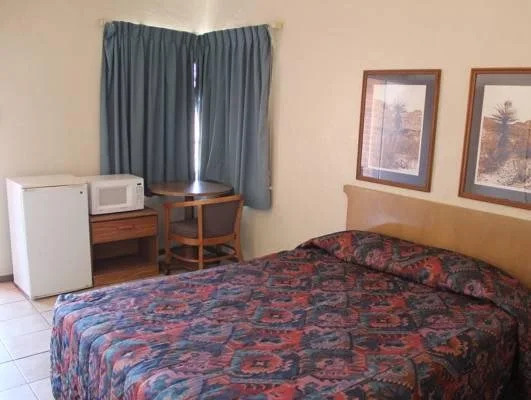 Frontier Motel