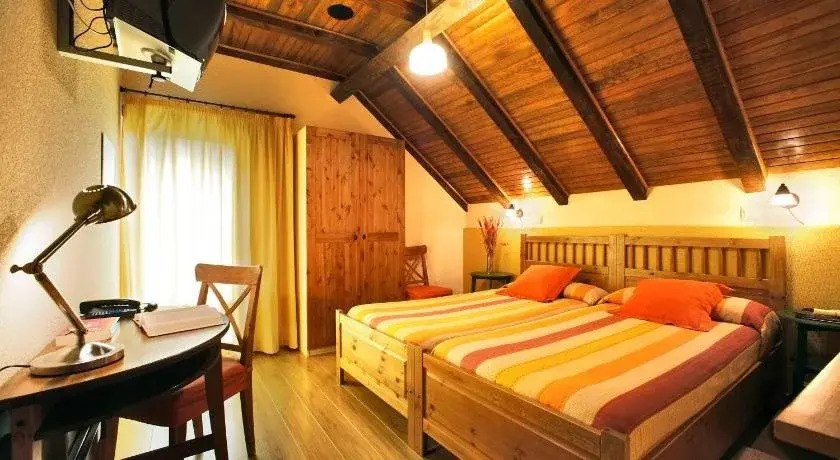 Hotel Rural Besaro - Selva de Irati
