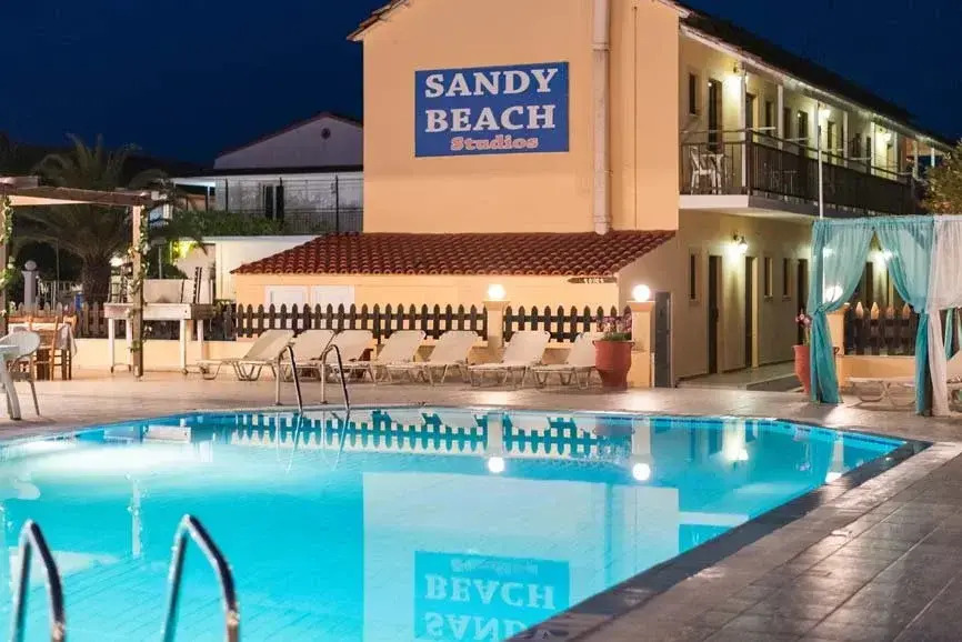 Sandy Beach Complex