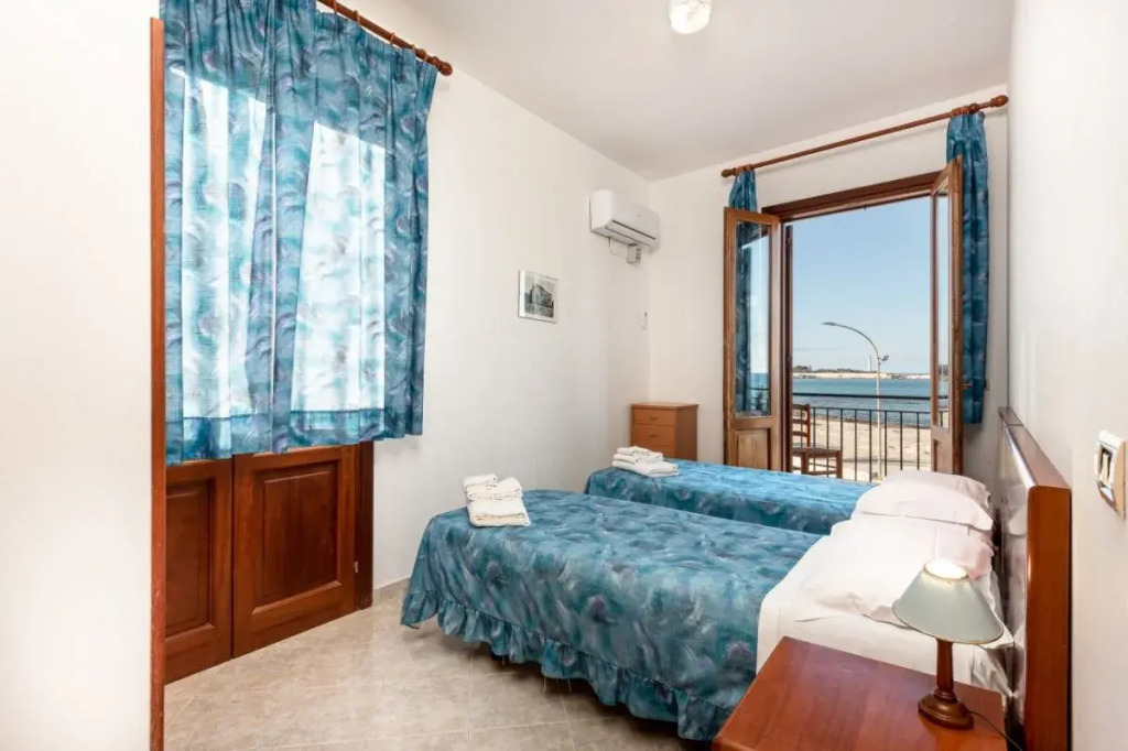 Beach Apartments Trilo