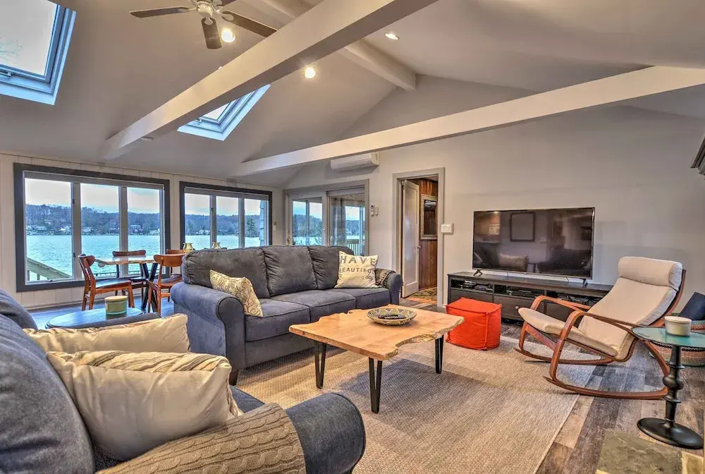 By Mtn Creek Resort: The Point on Highland Lake