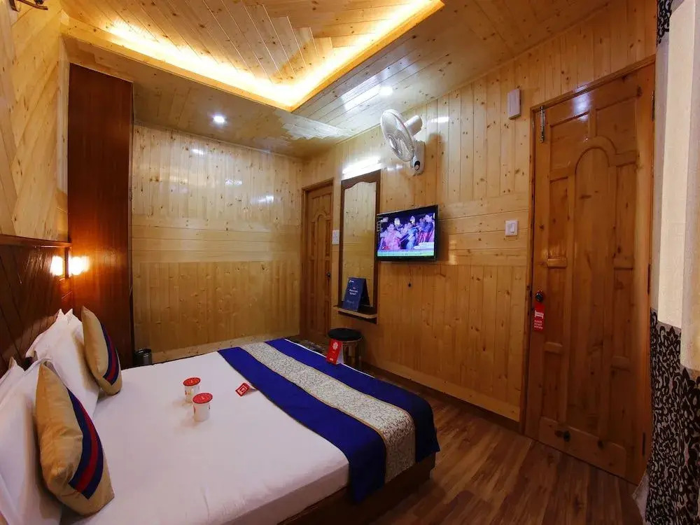Village Live In Resort, Chail