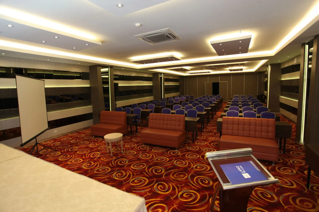 WThree Premier Hotel