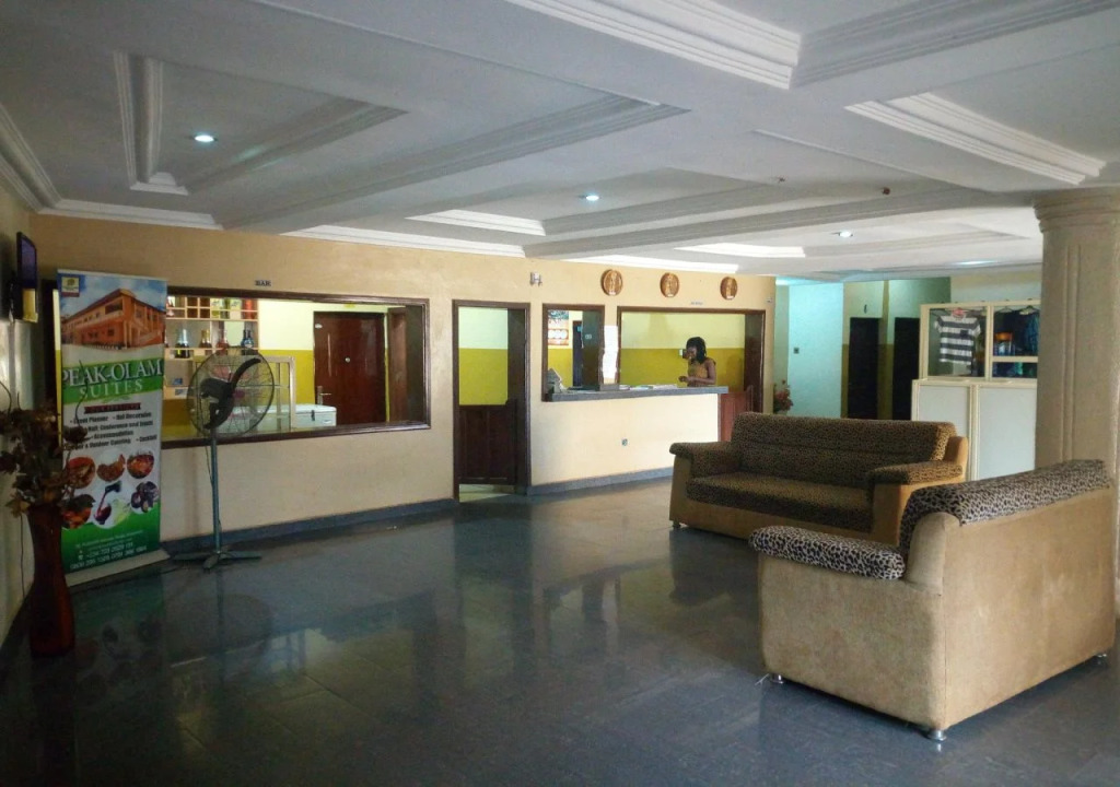 Peak Olam Suites