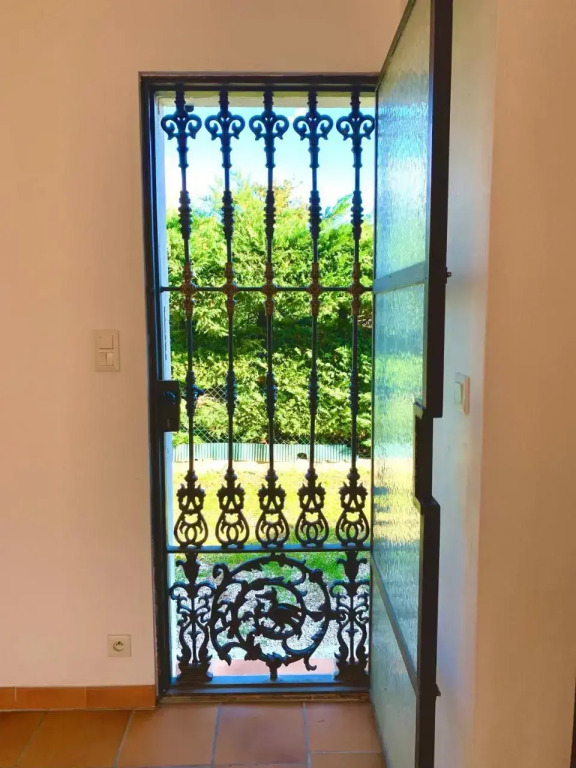 Maison au calme à la sortie d'Arles