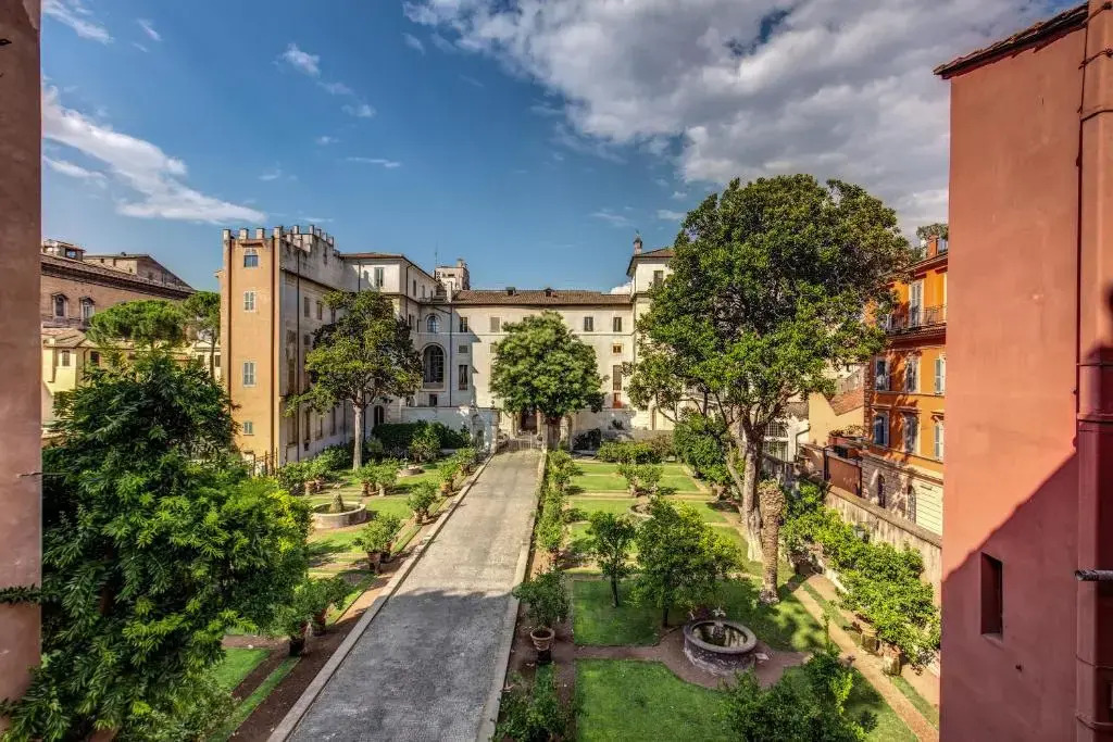 Campo di Fiori 2 Bedroom Via Giulia