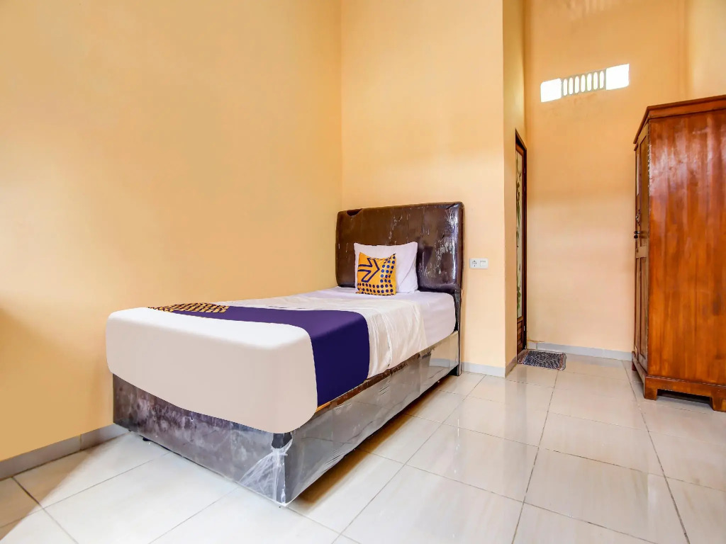 OYO Life 90433 Serasi Kost
