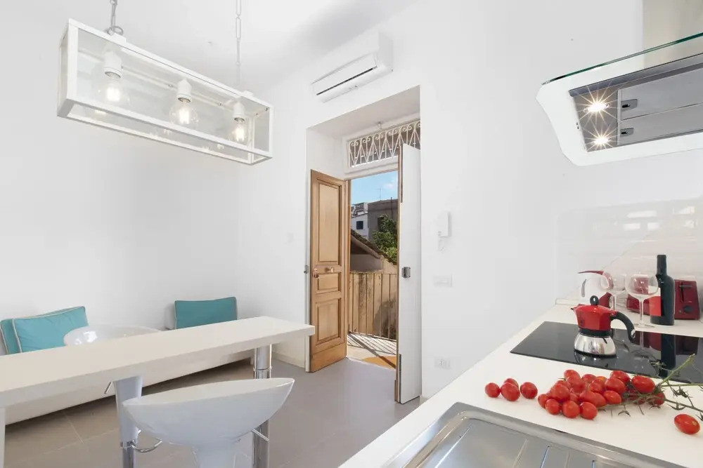 Blue Suite Sorrento Tasso Square