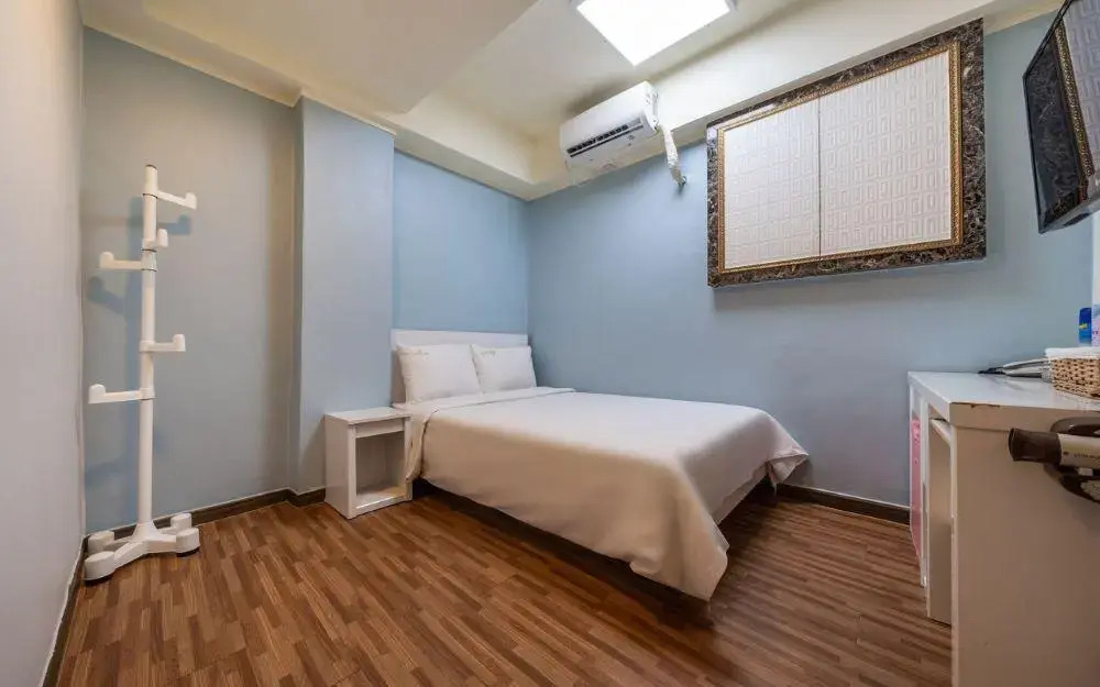 HUE hotel