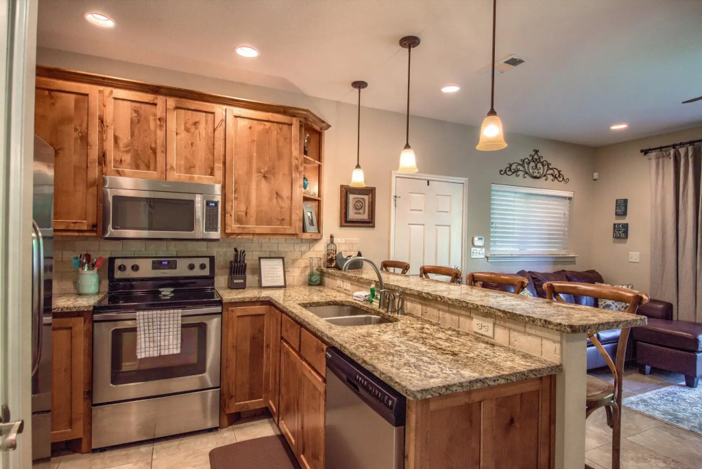 Rio Vida RG 104 in Canyon Lake