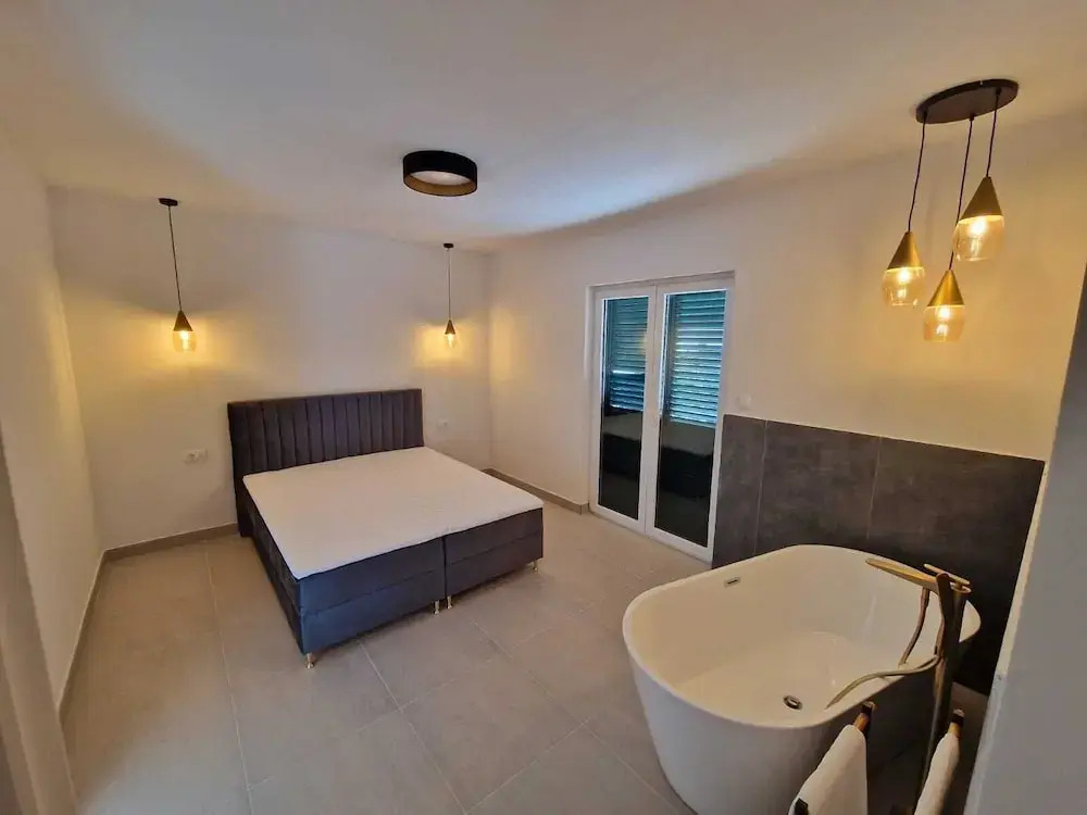 Holiday Home Nino with amazing swimming pool