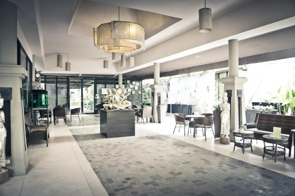 Karabuning Resort and Residence