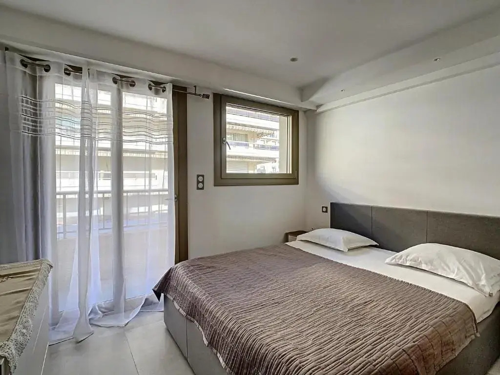 Majestic Apartment