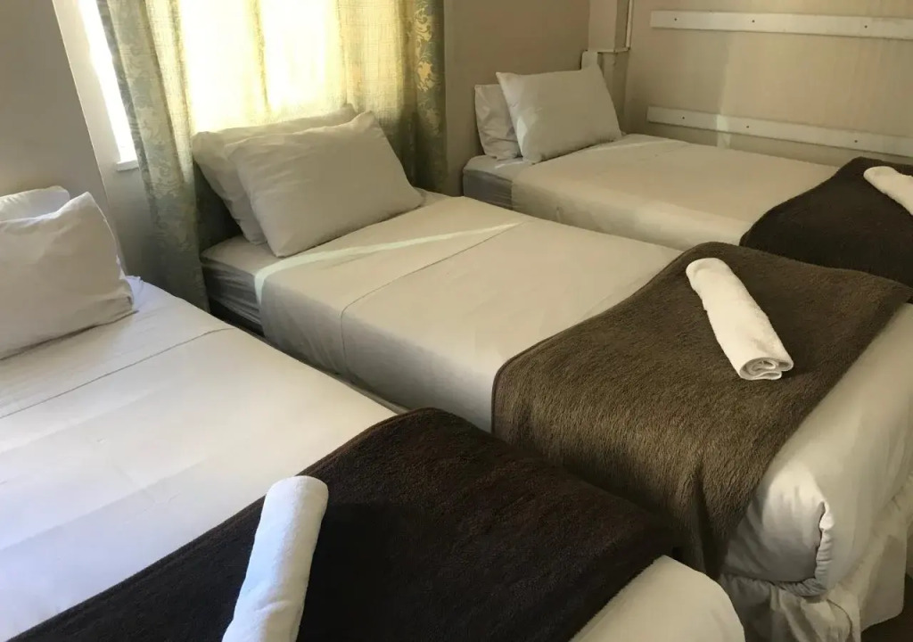 Businessburg Hotel