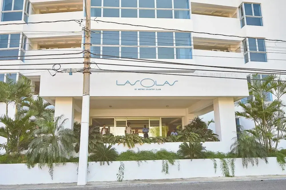 Beachfront Condos Las Olas Sleeps 6