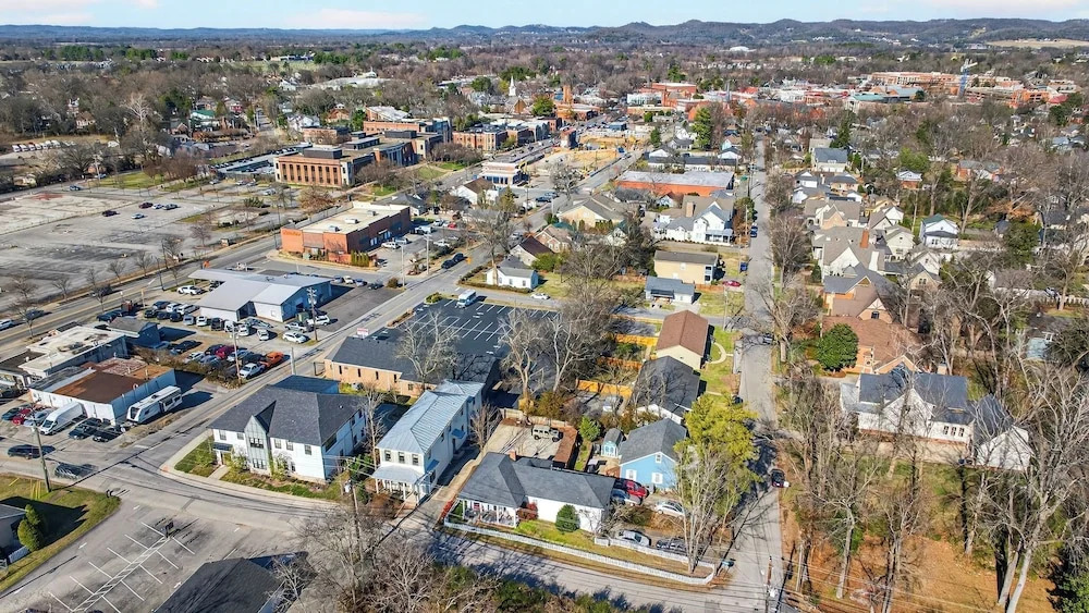 Fowlkes Street by AvantStay Minutes from Historic Main Street Short Drive to Downtown Nashville