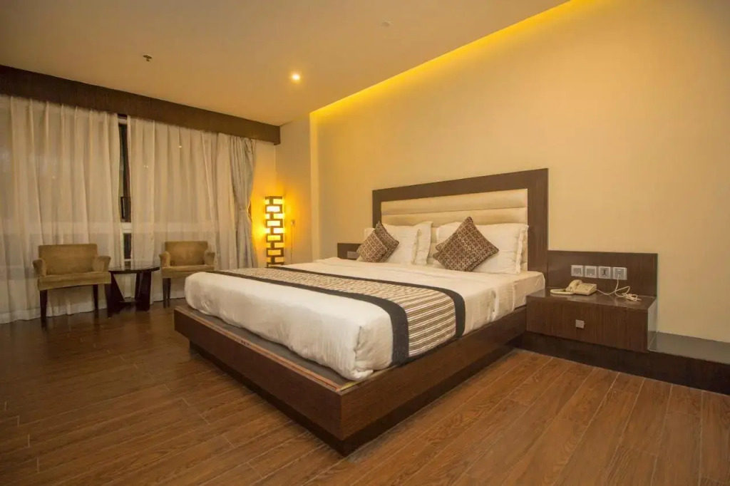 Summit Montana Suites & Spa