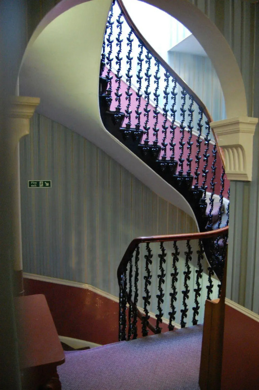A-Haven Townhouse Hotel