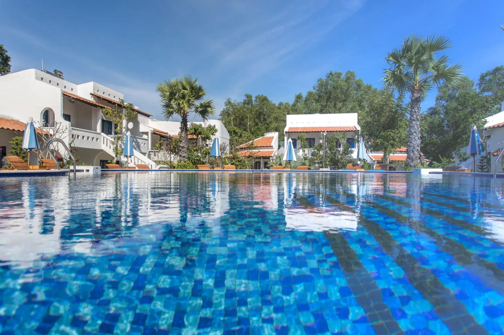 Isabella Resort
