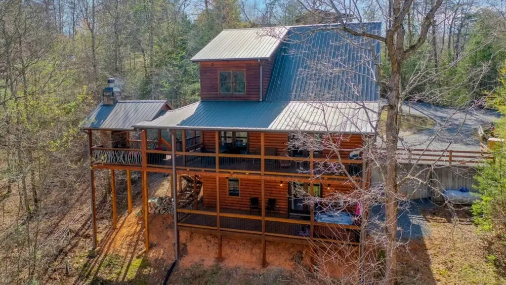 Lazy Dayz Getaway by Escape to Blue Ridge