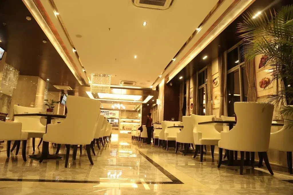 Bailing International Apartment Hotel