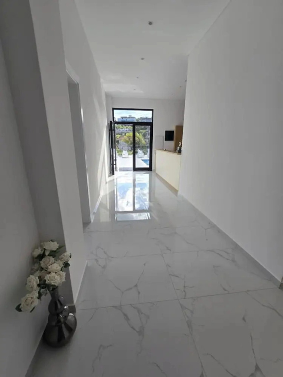 Vila 2M