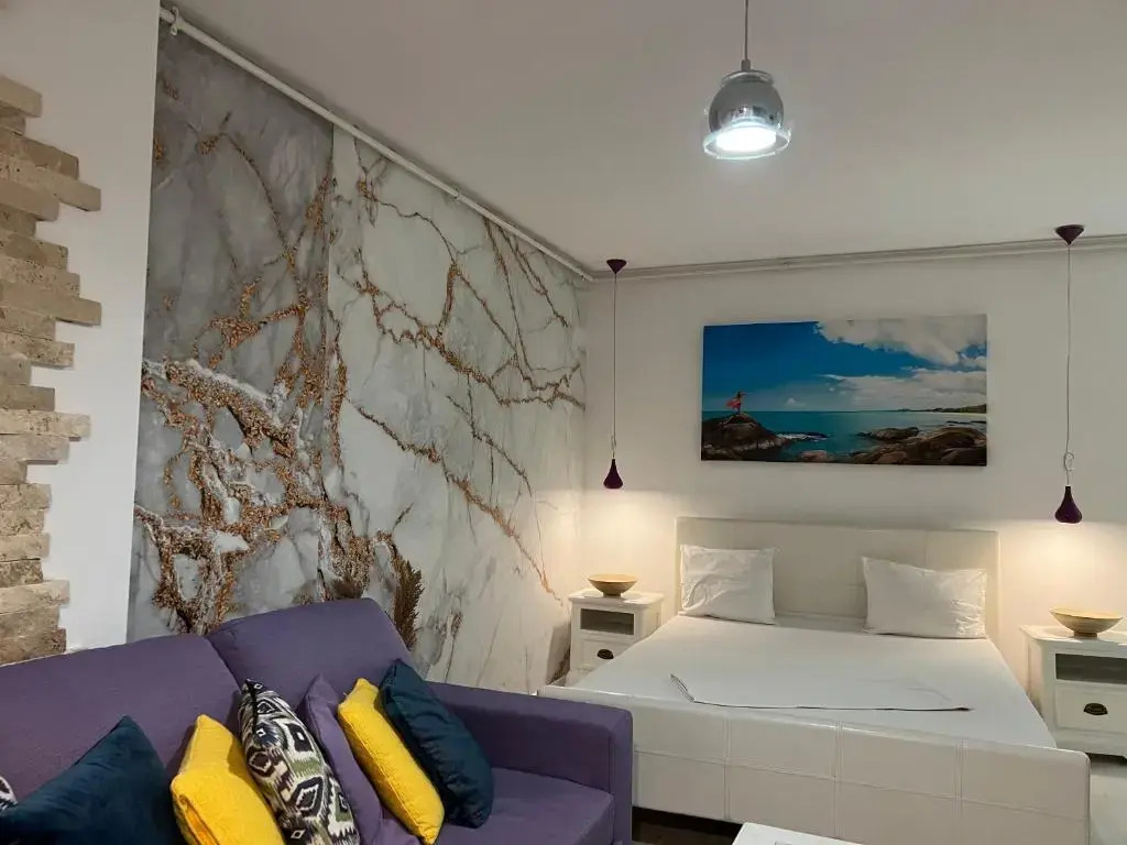 Airport Residence