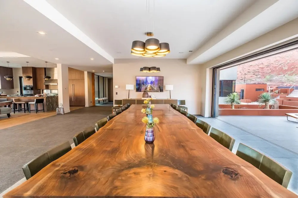 Luxury Service 2 King Suites & Pool Sleeps 4 Daily Hk 2 Bedroom Condo