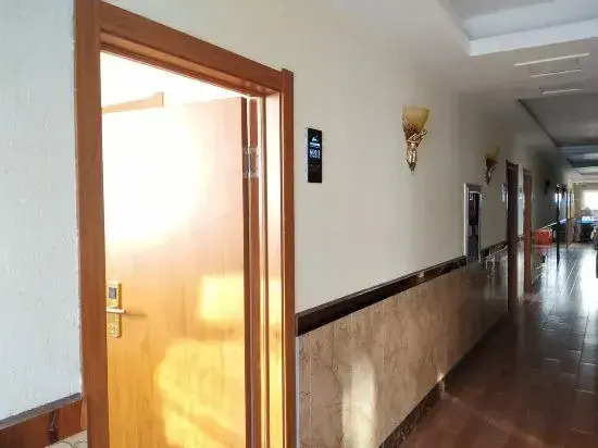Black River Baikal Lake Hotel