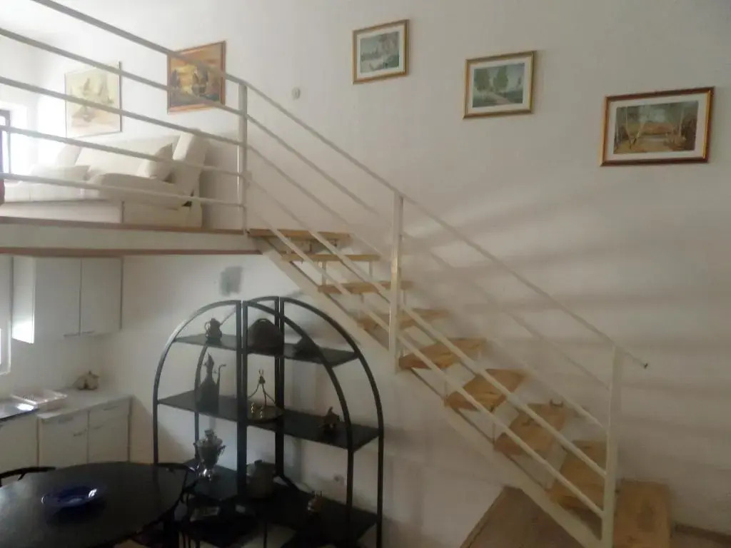 Green River Apartment