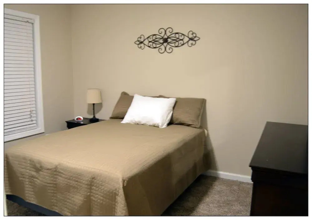 Opis Realty-Spacious Metro Atlanta Home