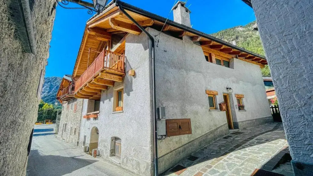 Appartamento Melezet 80 - Affitti Brevi Italia