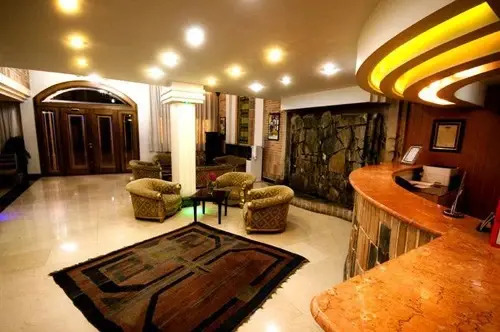 Arg Shiraz Hotel
