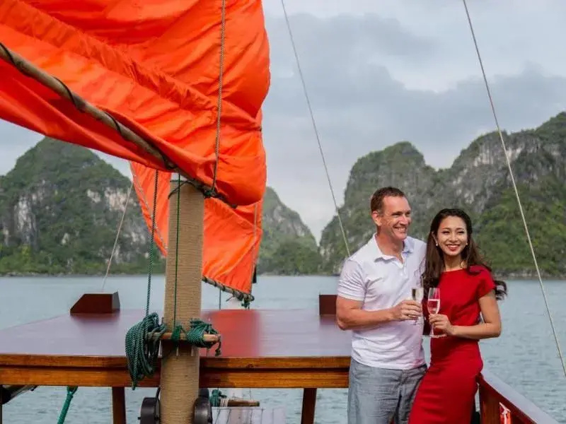 LAzalee Cruise