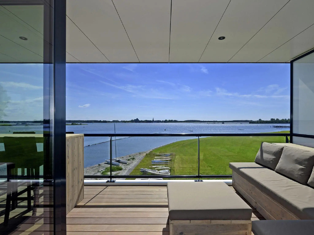 Apartment in Veere With Lake Views & Marina