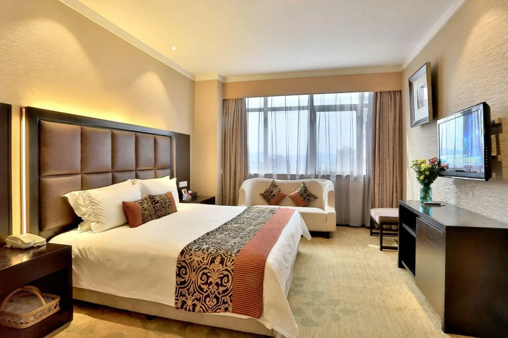 Yiwu Bali Plaza Hotel