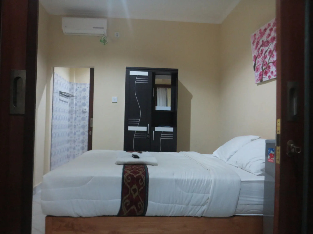 Sari Buana Bed & Breakfast
