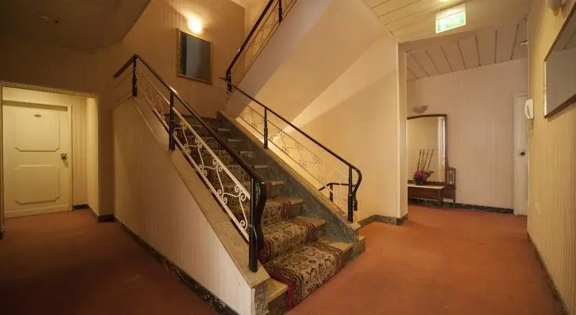 Hotel Aquila DOro