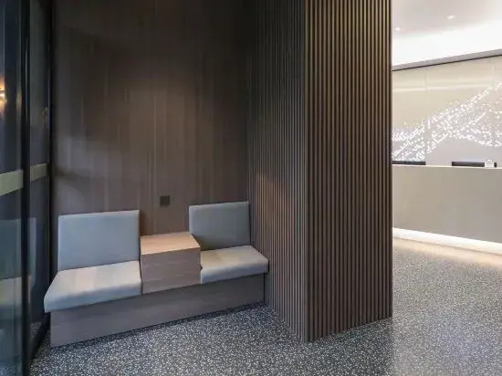 Qingmu Platinum Hotel (Nanjing Tiexinqiao Subway Station Sanjiang College Branch)