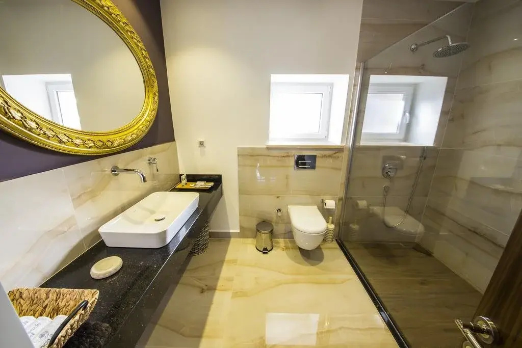 Blanca Beach Hotel