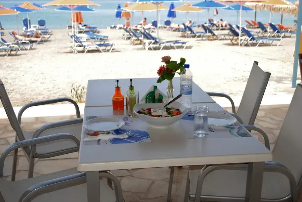 Melina Beach Hotel