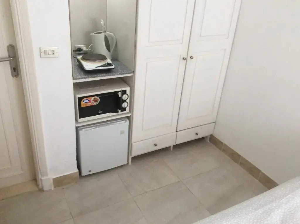 Mini-Studio With Free Private Beach