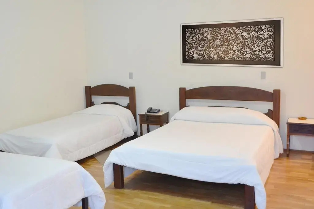 Hotel Dias em Pouso Alegre - MG - Próximo a Centros Comerciais e Restaurantes