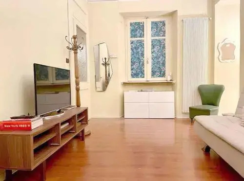 Charming Liberty Flat
