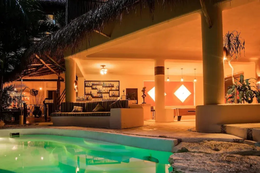 La Tortuga Life Style Studio's Club & Spa