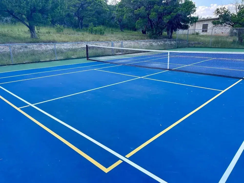 4 3 two King Beds Perfect Sunset Lake Views Pickleball Fire pit Lvl2 EV POA Pool