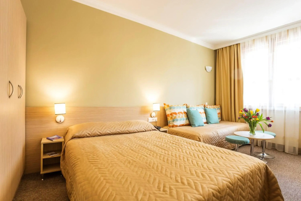 Geneva Hotel